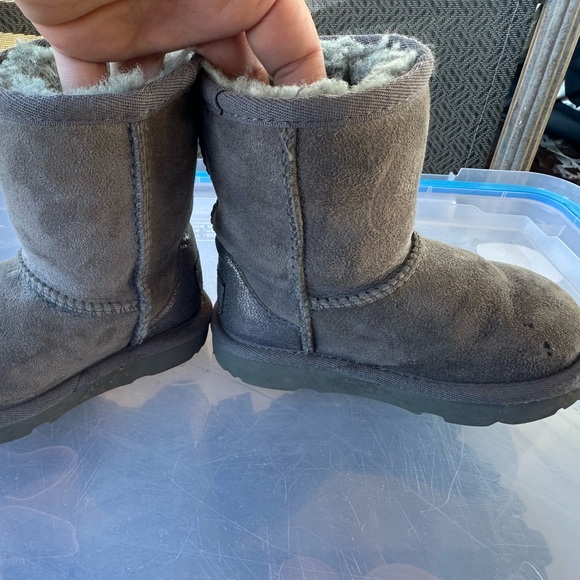 SOLD 
Toddler size 7 Uggs gray - Picture 3 of 6